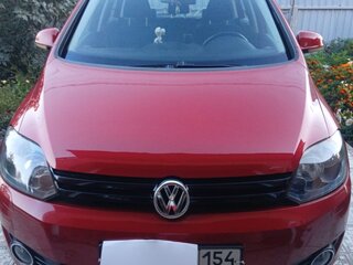 2011 Volkswagen Golf Plus II, красный, 650000 рублей, вид 1