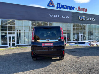 2015 Toyota Noah III (R80), фиолетовый, 1900000 рублей, вид 4