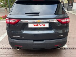 2021 Chevrolet Traverse II, серый, 3400000 рублей, вид 3