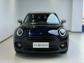 2022 Mini Clubman Cooper II Рестайлинг, чёрный, 1730000 рублей, вид 2