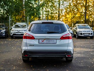 2013 Ford Focus III, белый, 500000 рублей, вид 4