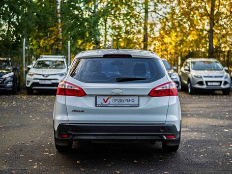 2013 Ford Focus III, белый, 499000 рублей, вид 4