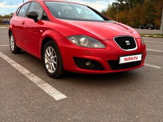 2010 SEAT Leon II Рестайлинг, красный, 668000 рублей, вид 2