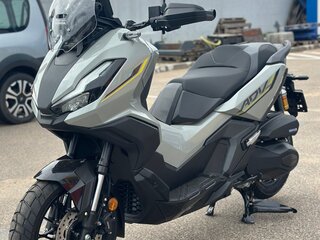 2026 Honda ADV350, серебристый, 950000 рублей, вид 1