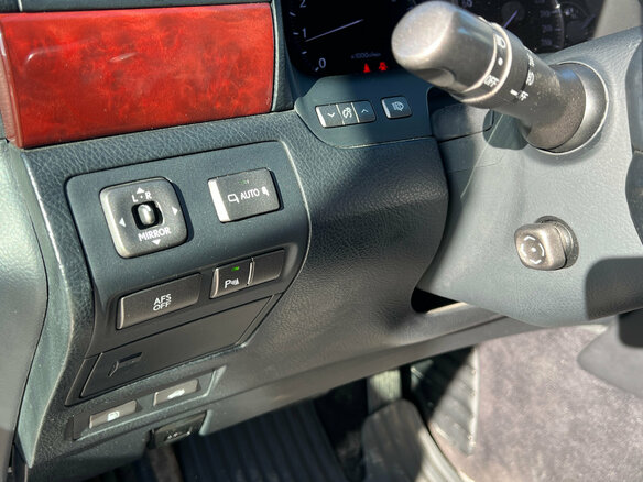 2007 Lexus LS 460 IV, серебристый - вид 6