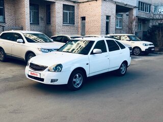 2010 Lada (ВАЗ) Priora I, белый, 200000 рублей, вид 1
