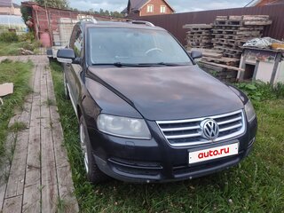 2006 Volkswagen Touareg I, чёрный, 1700000 рублей, вид 2