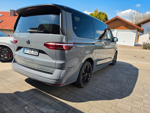2022 Volkswagen Multivan T7, серый, 4338612 рублей - вид 5