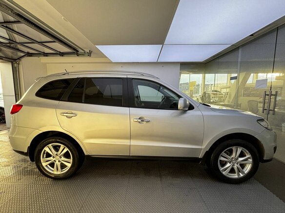 2011 Hyundai Santa Fe II Рестайлинг, серебристый, 1250000 рублей - вид 3