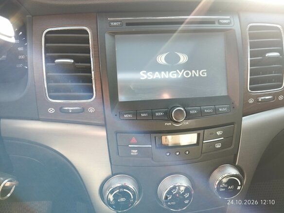 2012 SsangYong Actyon II, серебристый, 890000 рублей - вид 12