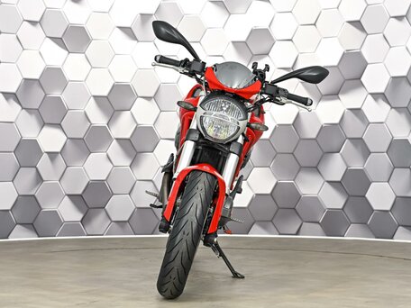 2011 Ducati Monster 796, красный, 595000 рублей, вид 5