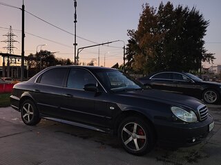 2006 Hyundai Sonata ТагАЗ IV (EF) Рестайлинг, чёрный, 380000 рублей, вид 3