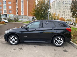 2017 BMW X1 20i xDrive II (F48), чёрный, 2500000 рублей, вид 2