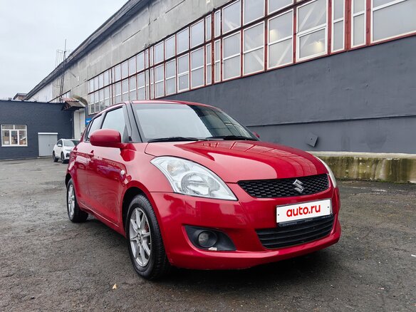 2011 Suzuki Swift IV, красный, 640000 рублей - вид 2