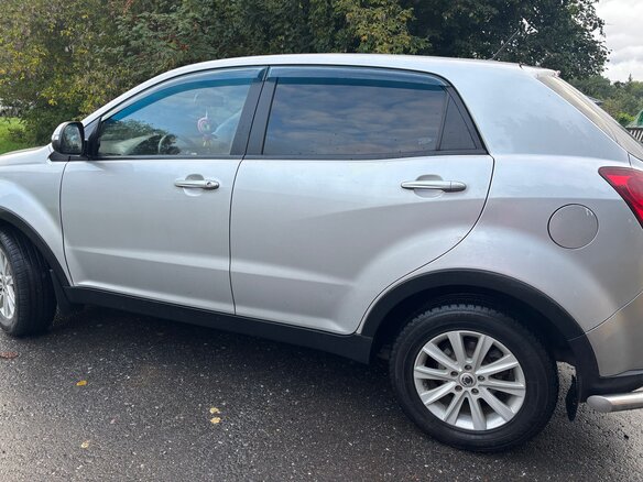 2012 SsangYong Actyon II, серебристый - вид 3