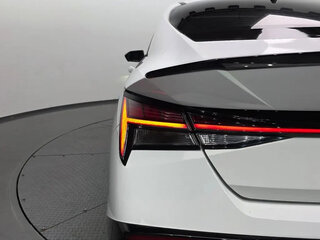 2023 Hyundai Avante VII Рестайлинг, белый, 1490000 рублей, вид 5