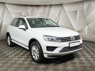 2015 Volkswagen Touareg II Рестайлинг, белый, 2600000 рублей, вид 3