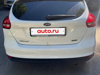 2017 Ford Focus III Рестайлинг, белый, 1100000 рублей, вид 4