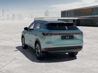 2026 Omoda C7, зелёный, 3299000 рублей, вид 2