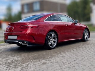 2018 Mercedes-Benz E-Класс 300 V (W213, S213, C238), красный, 5000000 рублей, вид 4