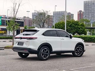 2023 Honda Vezel II, белый, 1710001 рублей, вид 4