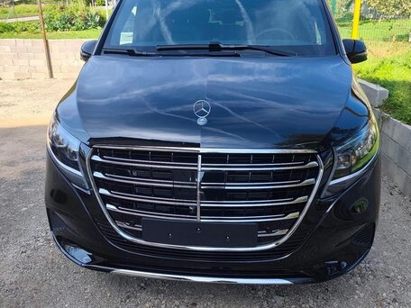 2026 Mercedes-Benz V-Класс Long 300 d длинный III (W447) Рестайлинг 2, чёрный, 13450000 рублей, вид 2