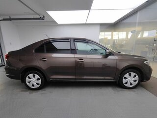 2021 Volkswagen Polo VI, коричневый, 1470000 рублей, вид 4