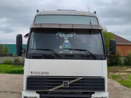 1999 Volvo FH, белый, 1750000 рублей, вид 3