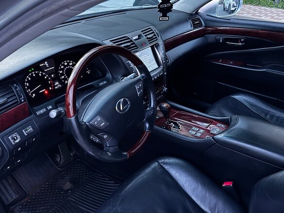 2007 Lexus LS Long 460 L IV, серебристый, 900000 рублей - вид 10