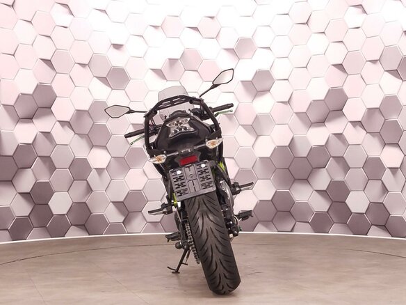 2017 Kawasaki Z 650, чёрный - вид 5