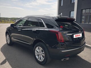 2022 Cadillac XT5 I Рестайлинг, чёрный, 3850000 рублей, вид 3