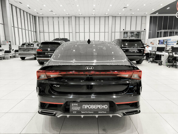 2021 Kia K5 III, чёрный, 2230000 рублей - вид 5