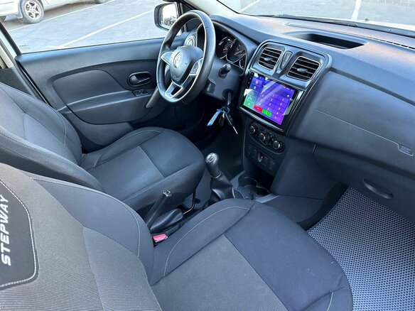2020 Renault Logan Stepway II Рестайлинг, белый, 1259000 рублей - вид 17