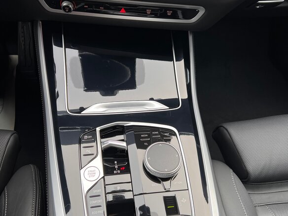 2024 BMW X5 30d IV (G05/G18) Рестайлинг, зелёный, 11490000 рублей - вид 9