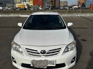 2010 Toyota Corolla X (E140, E150) Рестайлинг, белый, 1100000 рублей, вид 1