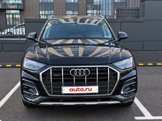 2021 Audi Q5 45 TFSI II (FY) Рестайлинг, чёрный, 4450000 рублей, вид 1