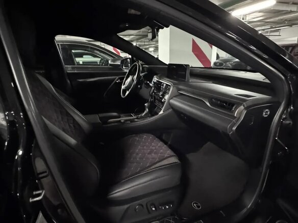2020 Lexus RX 350 IV Рестайлинг, чёрный, 4700000 рублей - вид 9