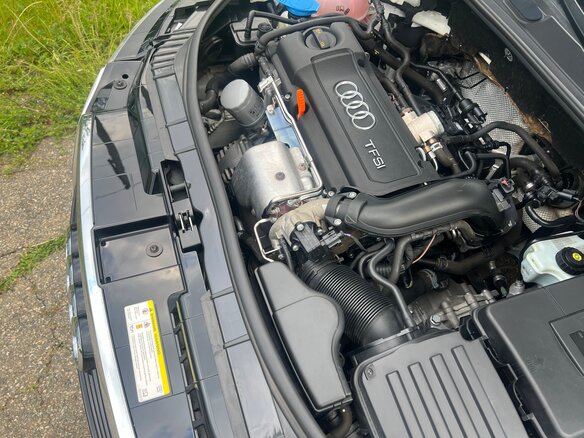 2011 Audi A3 II (8P) Рестайлинг 2, белый - вид 34