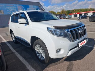 2014 Toyota Land Cruiser Prado 150 Series Рестайлинг 1, белый, 3300000 рублей, вид 3