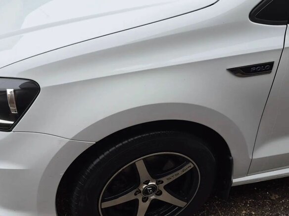 2018 Volkswagen Polo V Рестайлинг, белый, 980000 рублей - вид 5