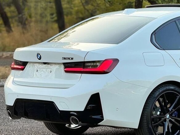 2023 BMW 3 серии Long 320Li VII (G2x) Рестайлинг, белый, 2980000 рублей - вид 4