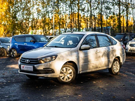2023 Lada (ВАЗ) Granta I Рестайлинг, белый, 780000 рублей, вид 1