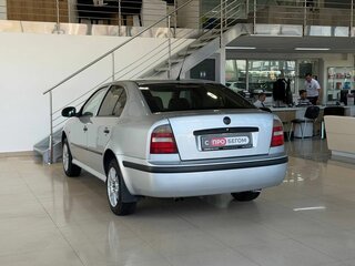 2010 Skoda Octavia I (A4) Рестайлинг, серебристый, 419900 рублей, вид 2