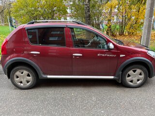 2014 Renault Sandero Stepway I, красный, 550000 рублей, вид 2