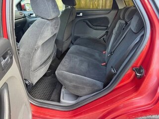 2006 Ford Focus II, красный, 340000 рублей, вид 4