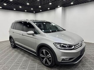 2022 Volkswagen Touran L II, серебристый, 2267000 рублей, вид 1