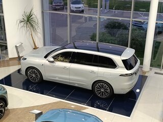 2026 Changan Deepal S09, серебристый, 6889900 рублей, вид 3