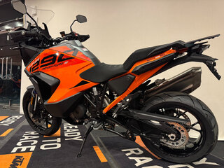 2024 KTM 1290 Super Adventure S, оранжевый, 1700000 рублей, вид 4