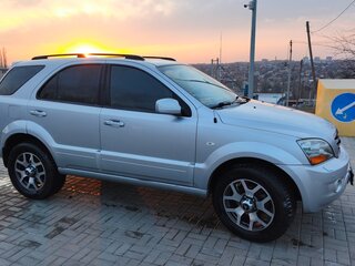 2007 Kia Sorento I Рестайлинг, серебристый, 910000 рублей, вид 4