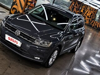 2017 Volkswagen Tiguan II, серый, 2050000 рублей, вид 3